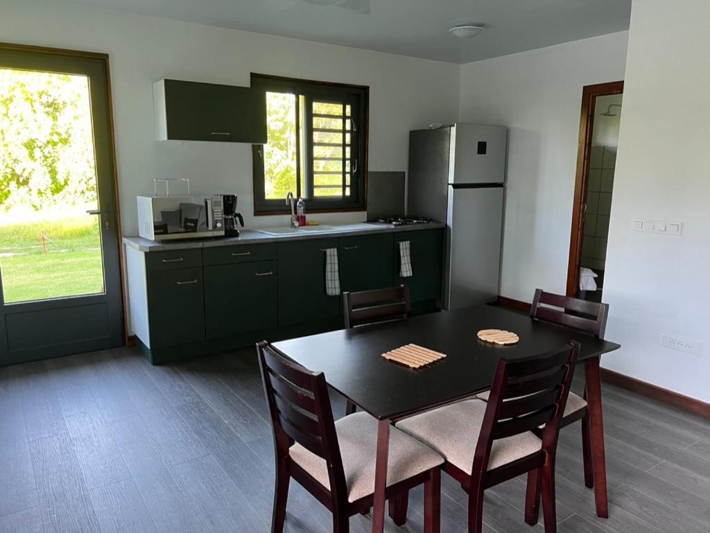 Parea Lodge Huahine Bungalow F2 #Miti Ngoại thất bức ảnh